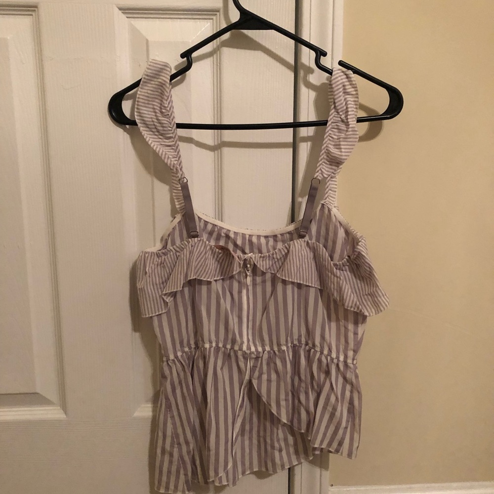 NWT Victoria’s Secret Top - Picture 2 of 3